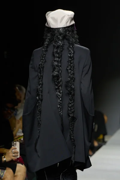 Look 26